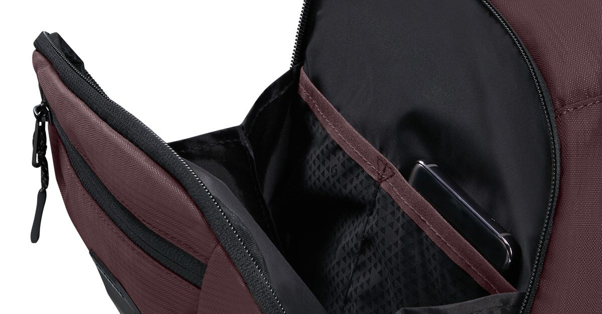 poliester z recyklingu, odblaskowe elementy, ekologiczny wybór, plecak Samsonite