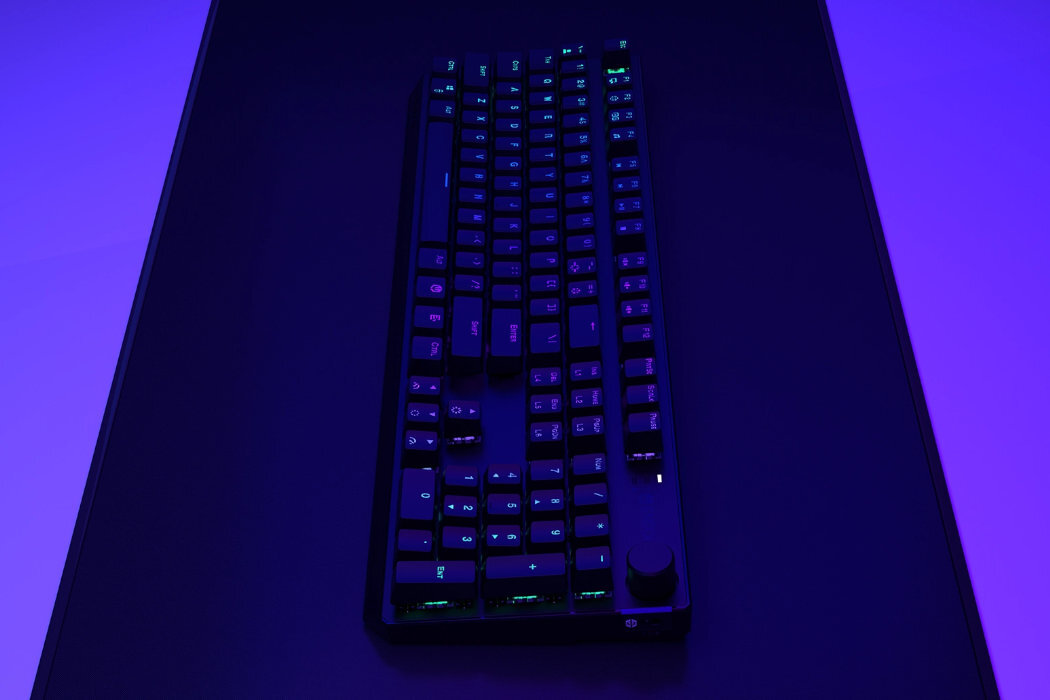 Klawiatura ENDORFY Thock Kailh Blue mała ergonomiczna alumienium wygląd mocna szybka wzmocniona hotswap PTB