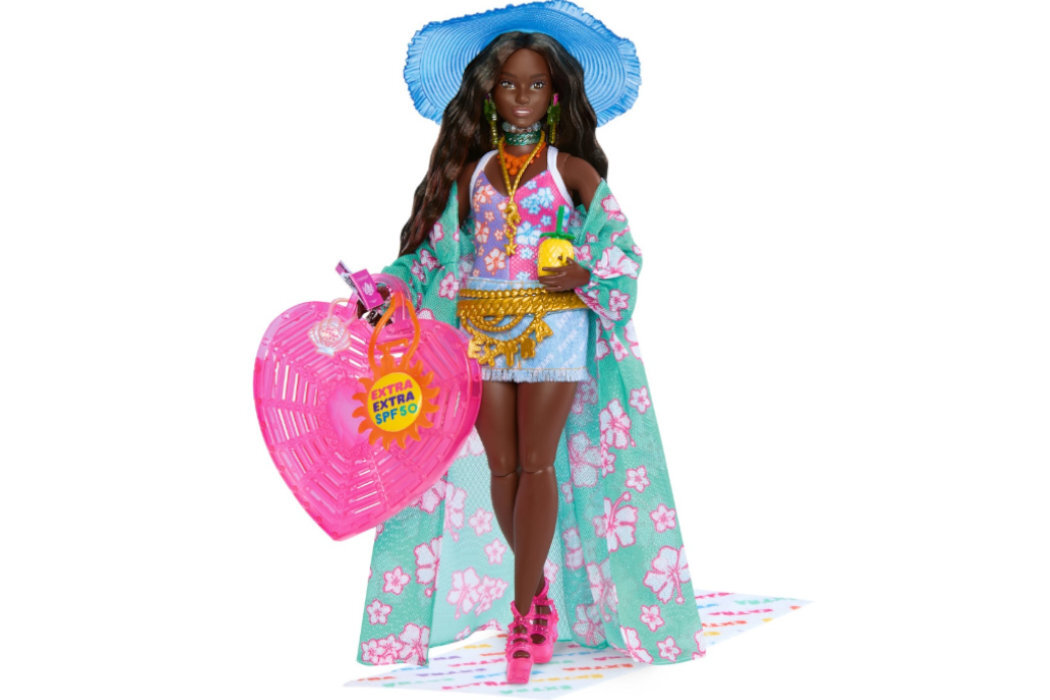 Lalka Barbie Extra Fly Plażowa HPB14 zabawa przygoda podróżne wyobraźnia