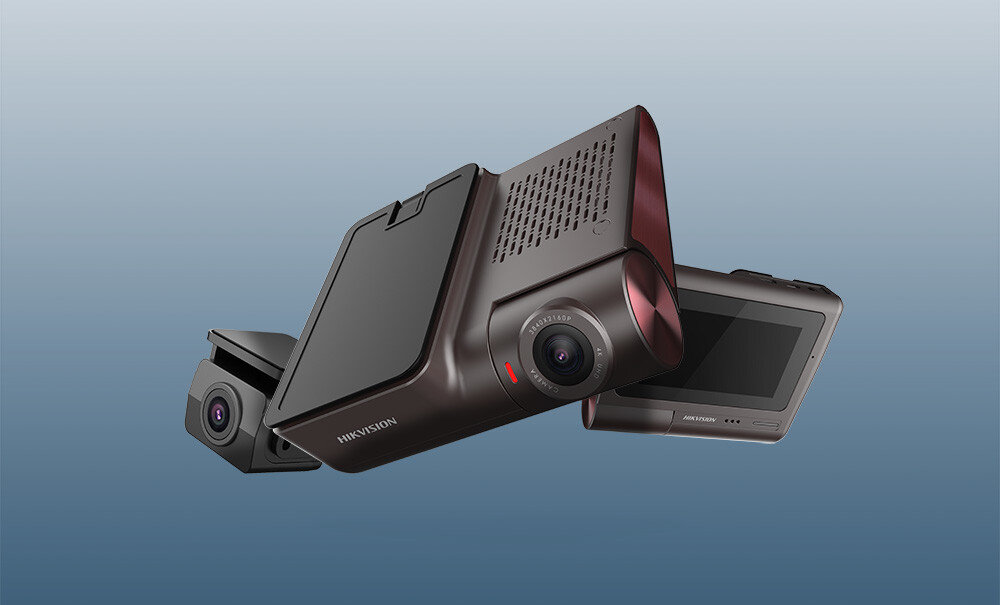 Wideorejestrator HIKVISION G2PRO GPS obsługa aplikacja ekran łączność komendy głosowe