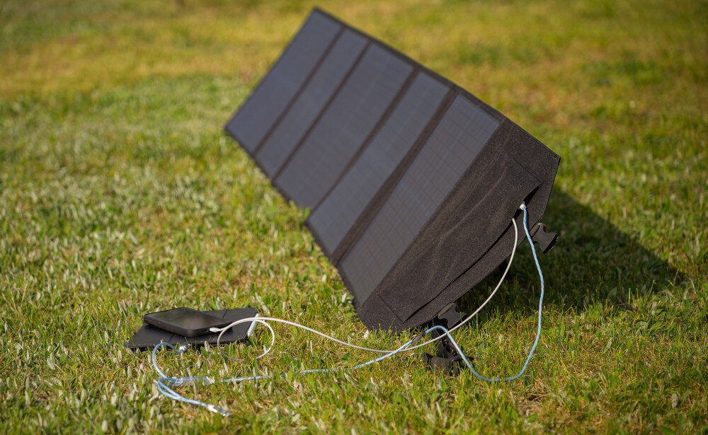 Panel fotowoltaiczny GREENSO STZ03 100W przenosne rozwiazanie do pozyskiwania energii elektrycznej z promieniowania slonecznego mobilnosc wydajnosc na podroz kemping neizalezne zrodlo energii