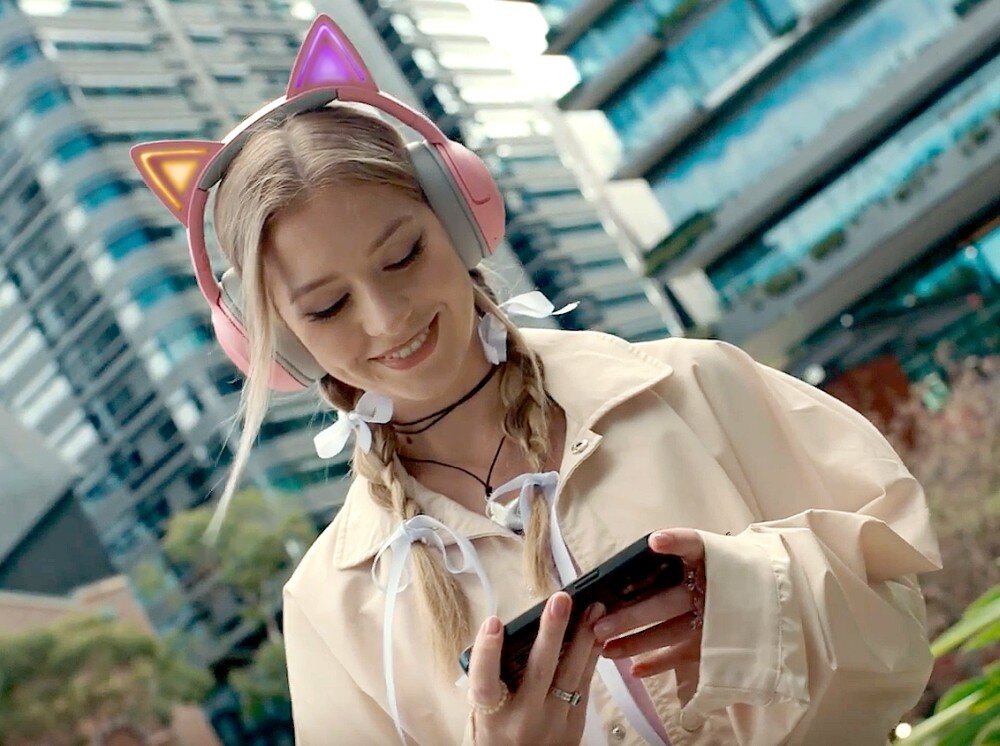 Słuchawki RAZER Kraken Kitty V2 BT Różowy design komfort lekkość dźwięk jakość wrażenia słuchowe ergonomia lekkość sport aktywność podróże czas pracy działanie akumulator