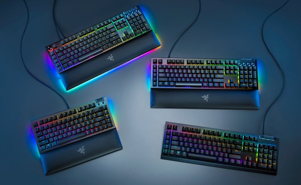 Klawiatura RAZER BlackWidow V4 podświetlenie makra multimedialne przyciski anti-ghosting możliwości wyniki gra funkcje mechaniczna klawiatura wygoda design