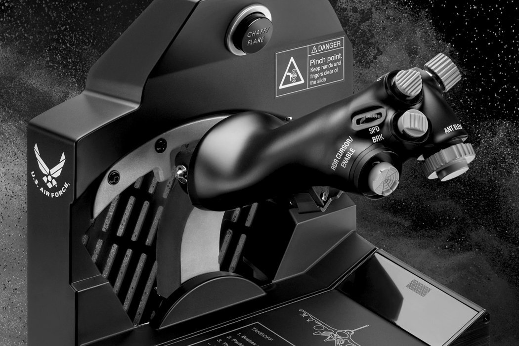 Przepustnica THRUSTMASTER Viper TQS sterowanie realizm licencja sterowanie dokładność