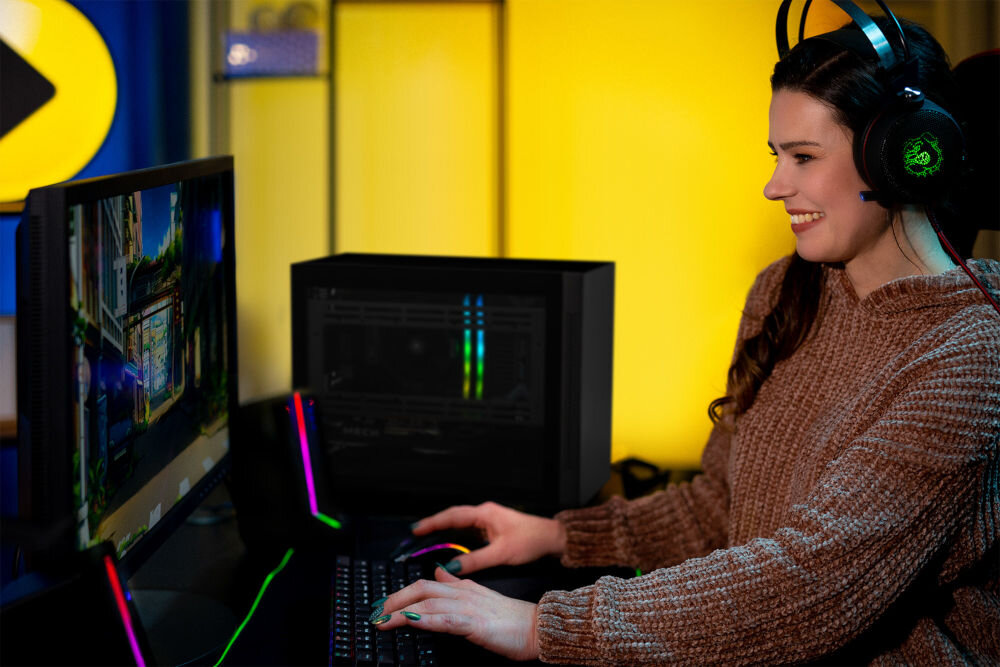 Komputer MAD DOG MD4500-A24 R5-4500 16GB RAM 500GB SSD Radeon RX6600 Windows 11 Home przeznaczenie cechy podzespoły testy procesor rdzenie moc