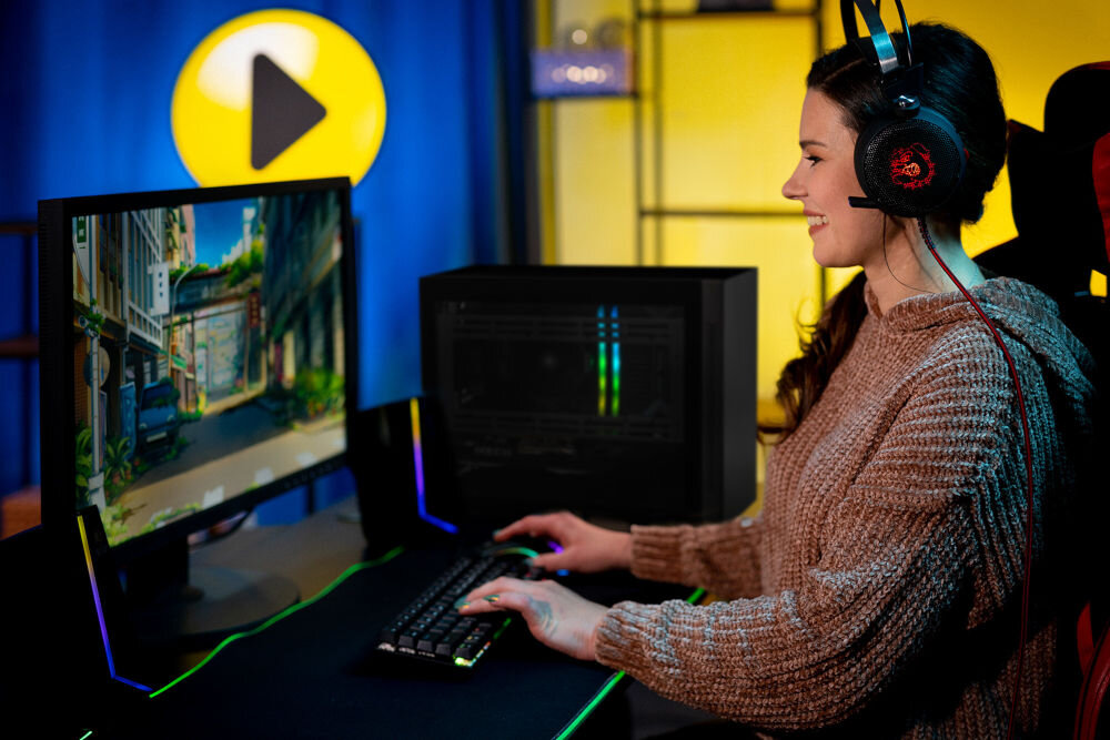 Komputer MAD DOG MD4500-A24 R5-4500 16GB RAM 500GB SSD Radeon RX6600 Windows 11 Home obudowa wygląd filtry wielkość wymiary 