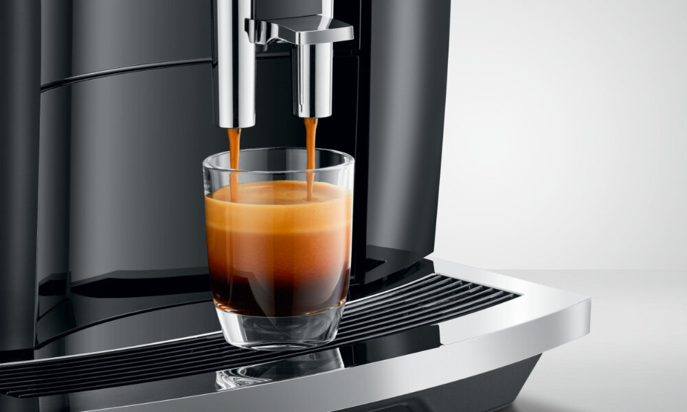 Ekspres JURA E8 Piano Black (EB) Proces Ekstrakcji Pulsacyjnej (P.E.P.®) smak aromat pompa interwały