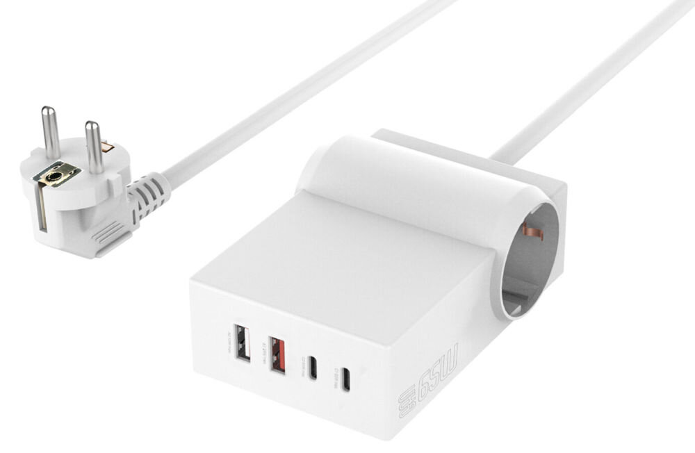 Biały przedłużacz z wtyczką i gniazdem, posiadający trzy porty USB oraz dwa porty USB-C. Na obudowie widoczne jest logo \'media expert\'.