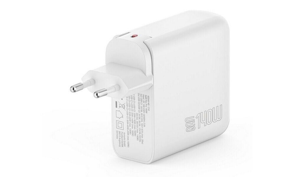 4SMARTS GaN Flex Pro 140 W protokoły szybkiego ładowania PD 3.1, QC 4+, PPS, AFC, SCP, FCP i Apple 2.4A smartfonów, tabletów, MacBooków, dronów, kamer i gimbali mocy maksymalnej 140 - ładowarka na bialym tle