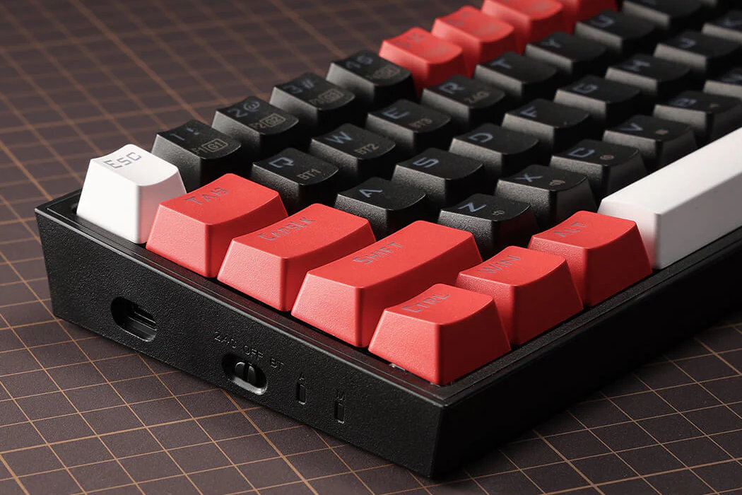Klawiatura REDRAGON Castor Pro K631 RGB wytrzymałość modowanie szybkość wymiana garczy rgb wyposażenie