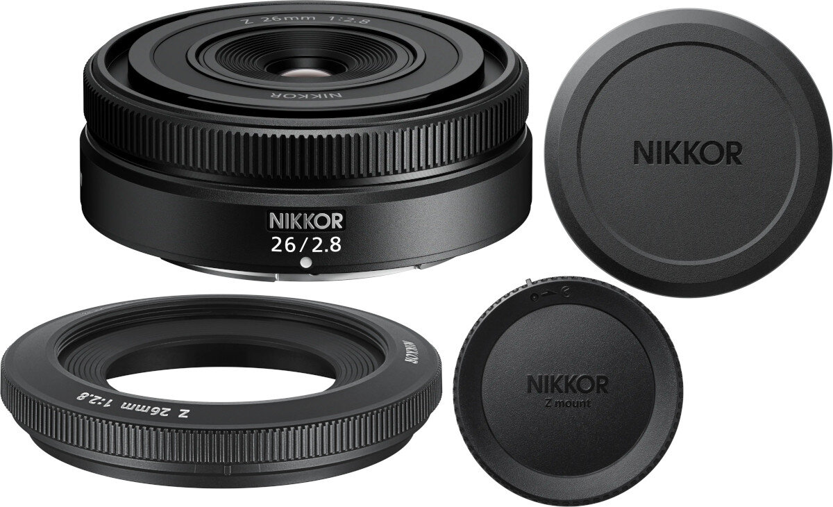 Obiektyw NIKON Nikkor Z 26 mm f/2.8 zestaw zawartość