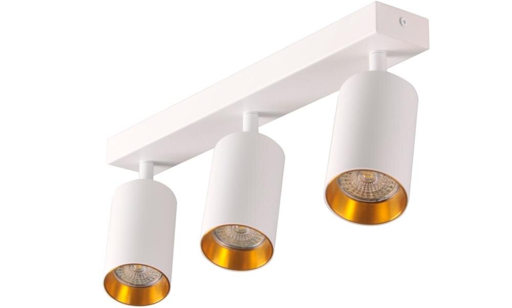 Na obrazie widoczna jest lampa z trzema białymi kloszami o złotym wnętrzu, zamontowana na prostokątnej, białej podstawie.