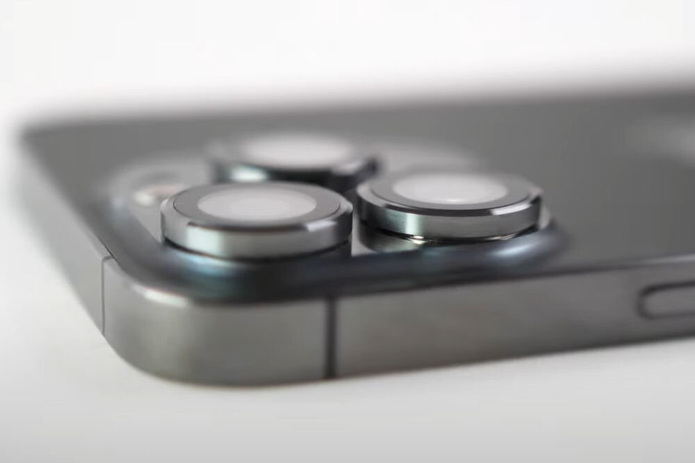 Szkło hartowane na obiektyw MYSCREEN Diamond Glass Camera Lens Cover do Apple iPhone 15 Pro/15 Pro Max Czarny montaż demontaż narzędzie