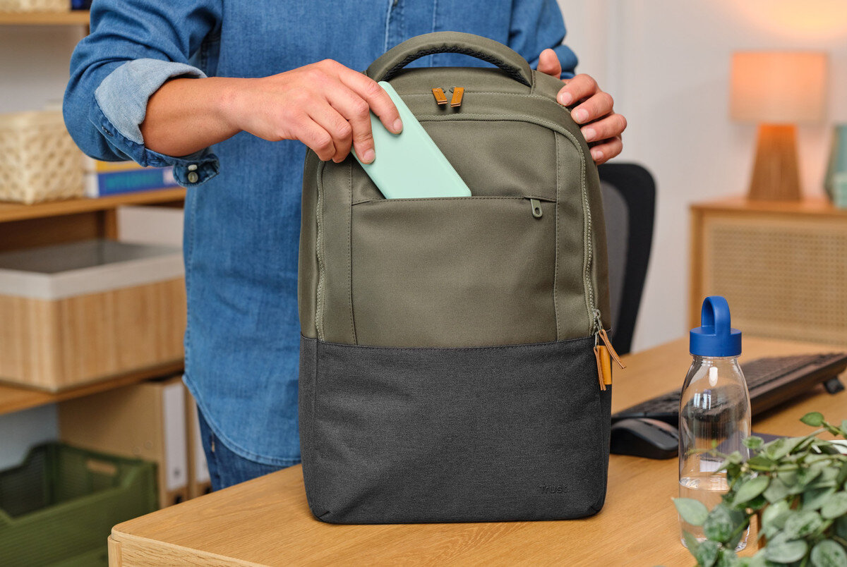Plecak na laptopa TRUST Lisboa 16 cali Zielono-czarny materiał recykling styl wygląd ekologia