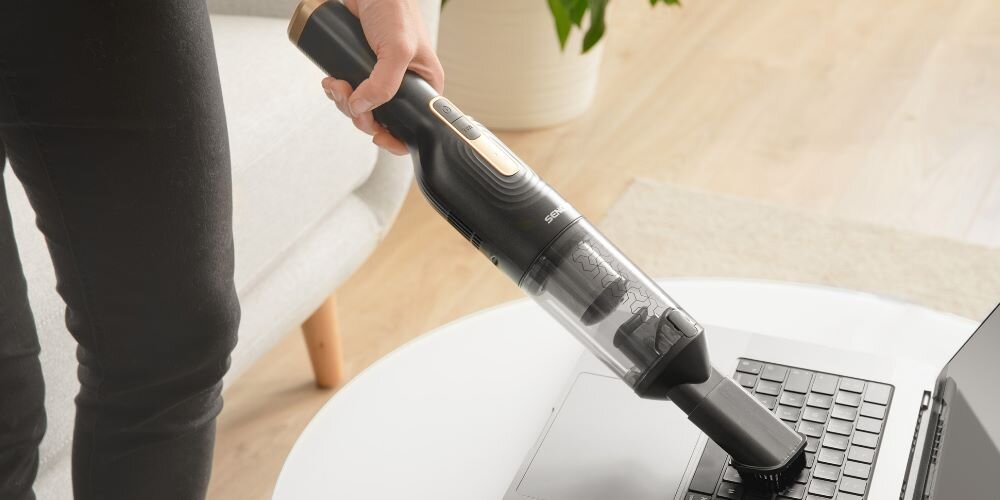 Odkurzacz ręczny SENCOR SVC 308BK lekki waga0,5 kg nie posiada przewodu zasilającego