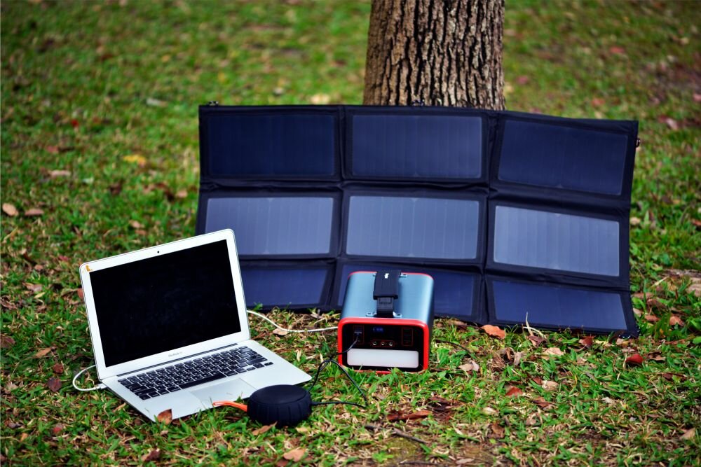 Stacja zasilania ENERGIZER PPS240 230.4Wh  zasilanie 