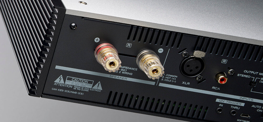 Wzmacniacz TEAC AP-701 - wykonanie