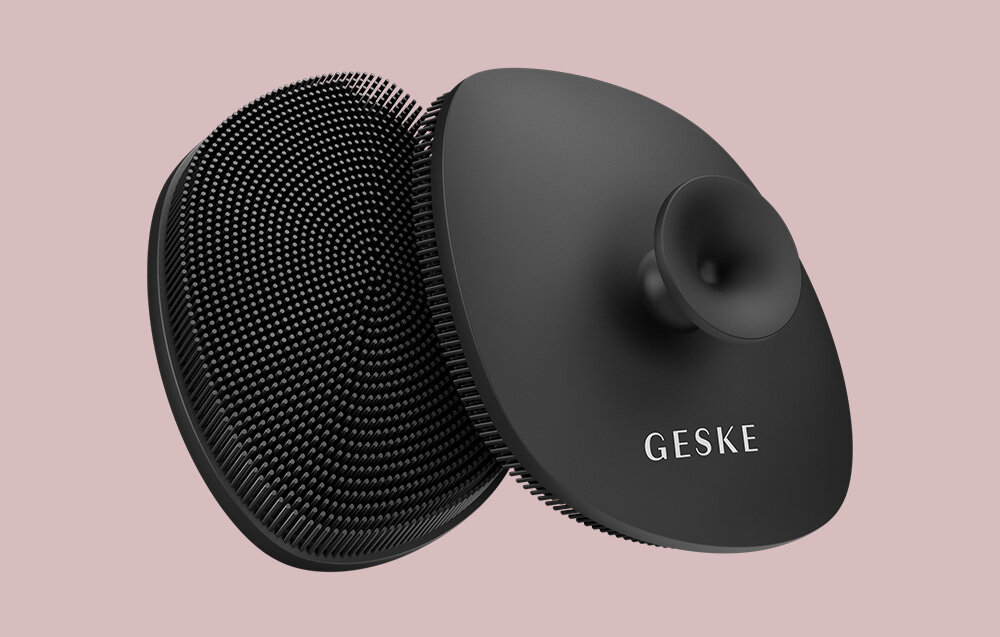 Szczoteczka do czyszczenia twarzy GK000038MG01 4w1 z uchwytem GESKE Różowy Precyzja w każdym calu Delikatne silikonowe włókna