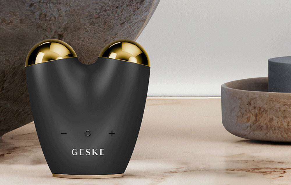 Urządzenie do liftingu twarzy GESKE 6w1 GK000015GY01 (Szary) Odnowa skóry technologia pulsacji SmartSonic masaż odmładzający