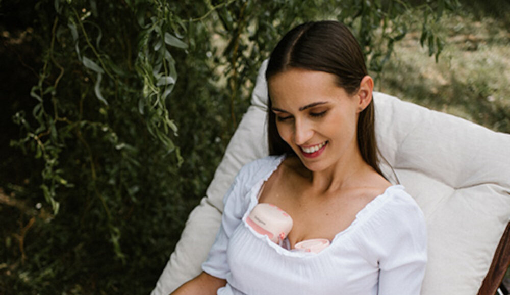 Laktator BABYONO Twinny 1002 Podwójne możliwości z jednej lub obu piersi jednocześnie Lekka konstrukcja możliwości dyskrecja