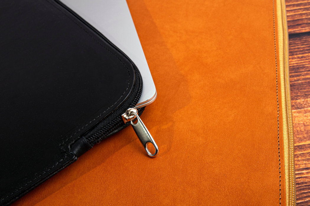 Etui na laptopa BALTAN Sleeve do Apple MacBook Pro 14 cali Czarny wygoda styl prostota minimalizm