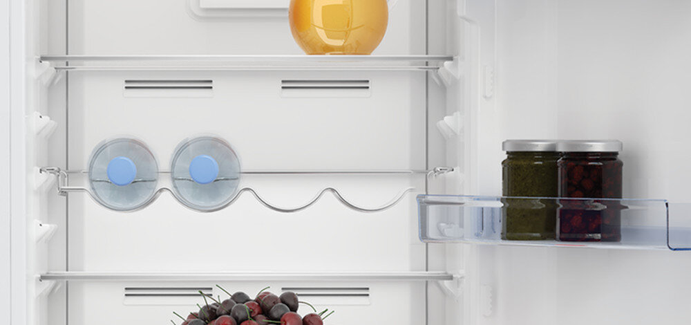 LODÓWKA BEKO BCNA275E41SN półka na butelki miejsce wygoda przechowywanie bezpieczne możliwość wyjęcia dodatkowa przestrzeń
