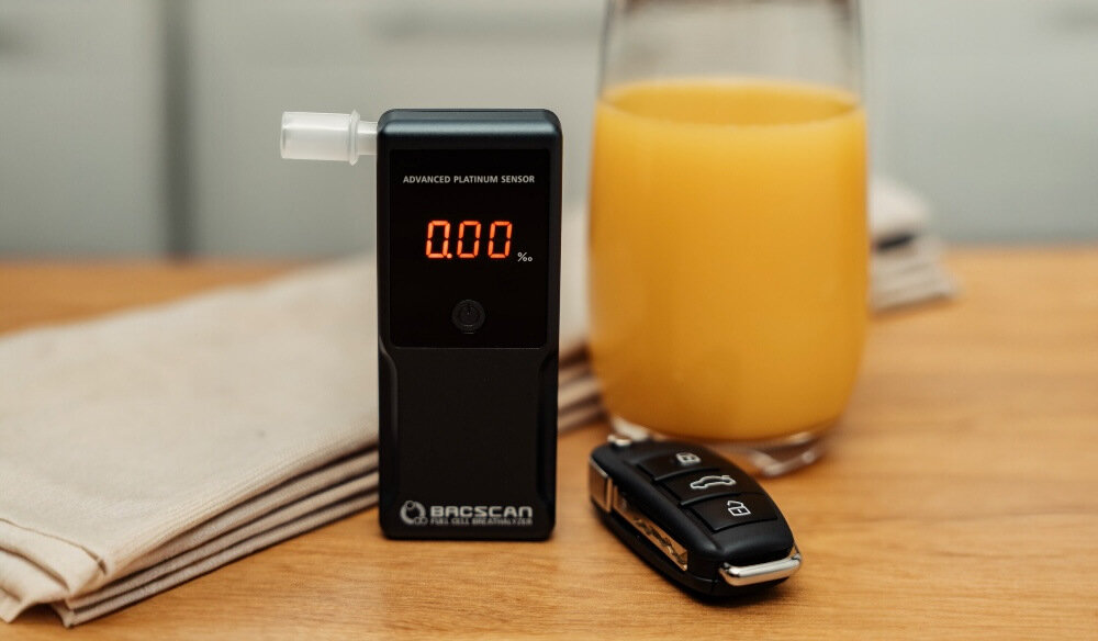 Alkomat BACSCAN F-50 Ultra Szybkie przygotowanie do użycia Czas gotowości test Krótki proces przygotowania  ułatwienie korzystanie wsparcie