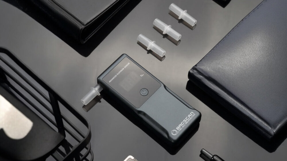 Alkomat BACSCAN F-50 Ultra Kontrola kalibracji Wbudowany zegar przypomnienie automatycznie sprawdza działanie