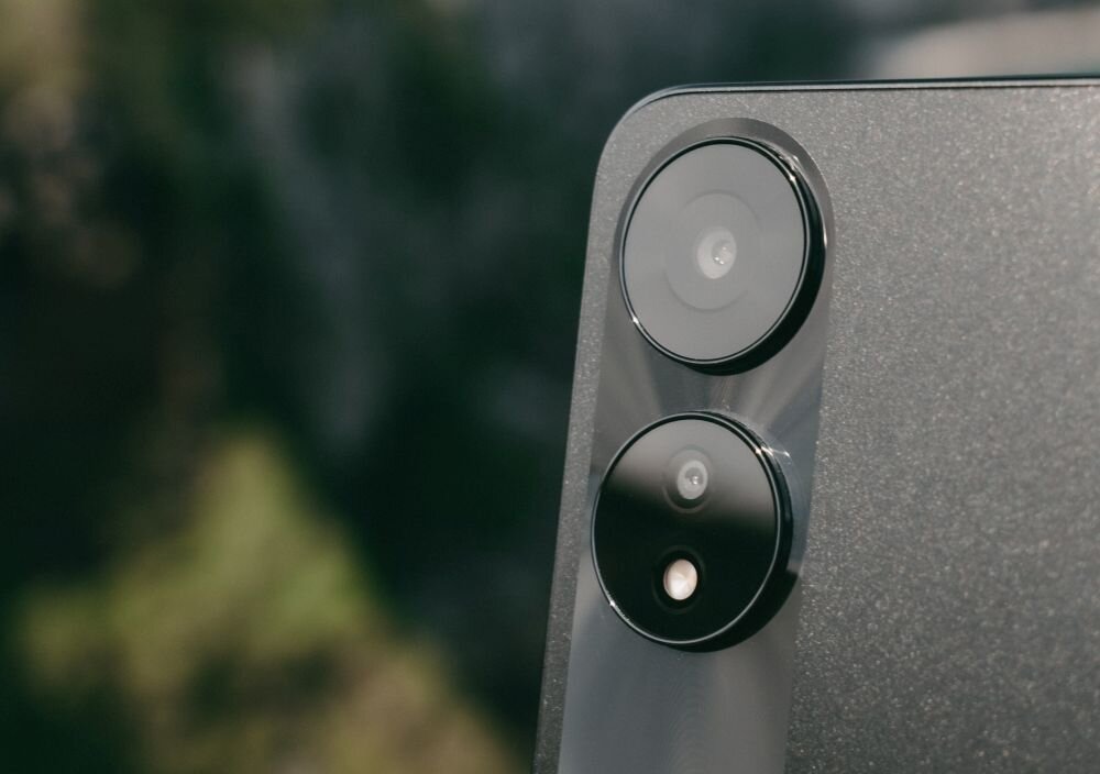 Smartfon OPPO A58   ekran bateria aparat procesor ram pamięć pojemność rozdzielczość zdjęcia filmy opis dane cechy blokady system łączność wifi bluetooth obudowa szkło odporność porty muzyka transfer sieć przekątna matryca waga czujniki oled amoled ips