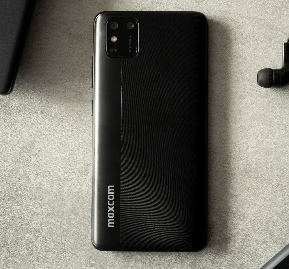 Smartfon MAXCOM MS554 bateria wydajność moc