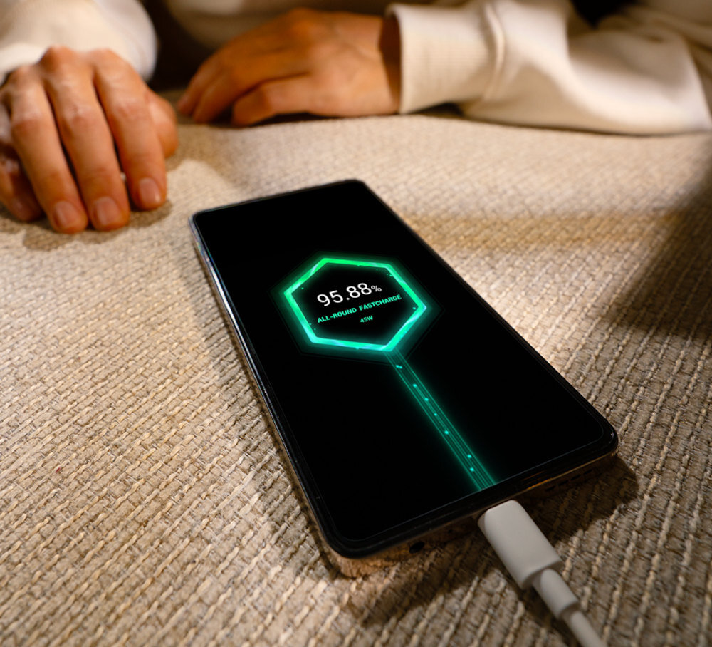 Smartfon Infinix NOTE 30 ekran bateria aparat procesor ram pamięć pojemność rozdzielczość zdjęcia filmy opis dane cechy blokady system łączność wifi bluetooth obudowa szkło odporność porty muzyka transfer sieć przekątna matryca waga czujniki oled amoled ips