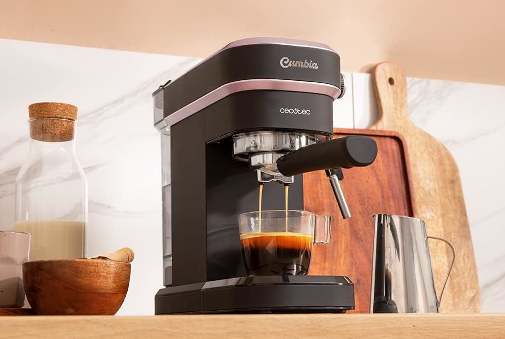 Ekspres CECOTEC Cafelizzia 890 Różowy system podgrzewania Thermoblock osiągnięcie idealnej temperatury kilka sekund optymalna temperatura wydobycie pełni smaku i aromatu podgrzewanie wystarczającej ilości wody oszczędnośc energii minimalizacja zużycia komfort efektywność