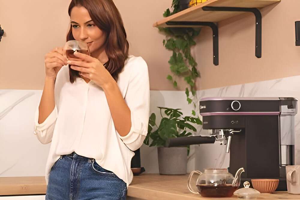 Ekspres CECOTEC Cafelizzia 890 Różowy dla miłośników herbaty gorąca woda odpowiednia temperatura aromatyczne napary różnorodne napoje wszechstronny dla kawoszy i herbaciarzy