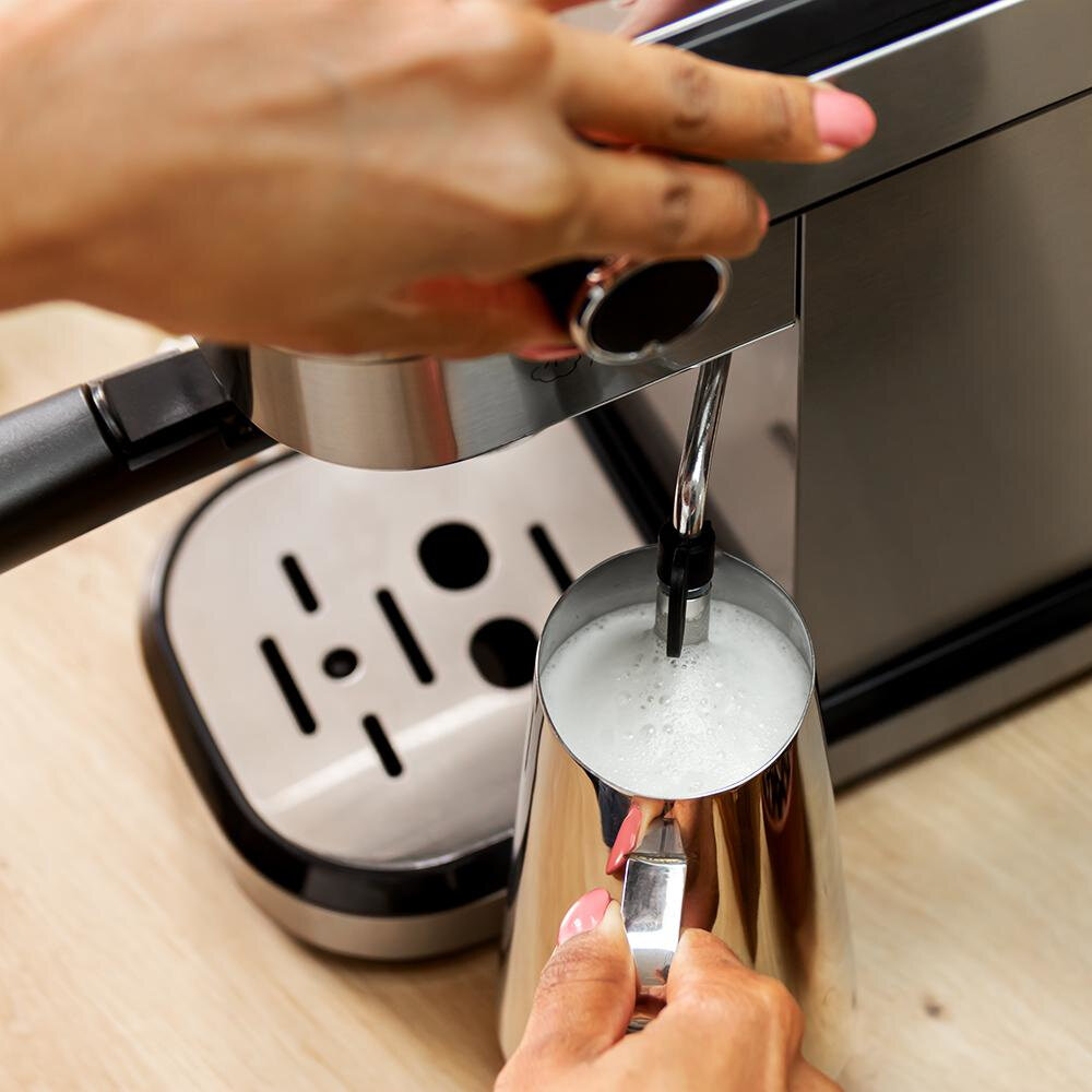 Ekspres CECOTEC Cafelizzia 790 Steel Duo 1600W stalowa obudowaa spienianie mleka