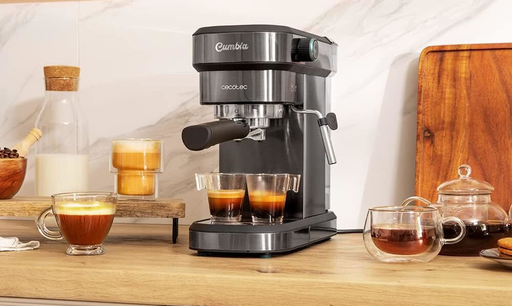 Ekspres CECOTEC Cafelizzia 890 Szary ramie uchwytu filtra podwójny wylot jednoczesne przygotowanie dwóch kaw wysoka wydajnośc urządzenia serwowanie kaw o podobnej temperaturze komfort uzytkowania 