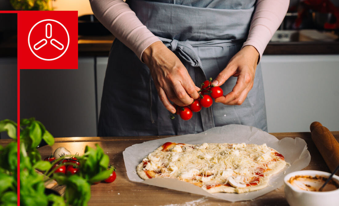 Kuchenka mikrofalowa SHARP YC-PC284AE-S Konwekcja funkcja podgrzewa jedzenie wentylator pieczenie prazenie opiekanie grillowanie potraw