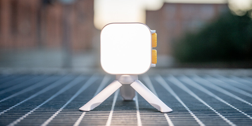 Lampa LED NEWELL RGB Cutie Pie 71 x 76 x 30 mm Nieduża, przenośna i wszechstronna