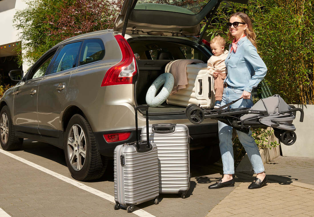 Wózek spacerowy KINDERKRAFT Tik szary Wygoda w podróży waga Składanie trwa kilka sekund komfortowe rozwiązanie