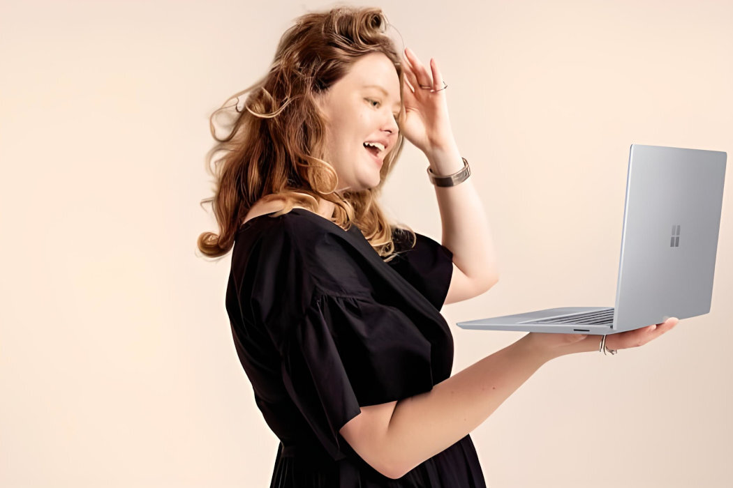 Laptop MICROSOFT Surface Go 3 12.45 i5-1235U 8GB RAM 256GB SSD Windows 11 Home wygoda prostota lekkość wielozadaniowość wyposażenie bateria działanie
