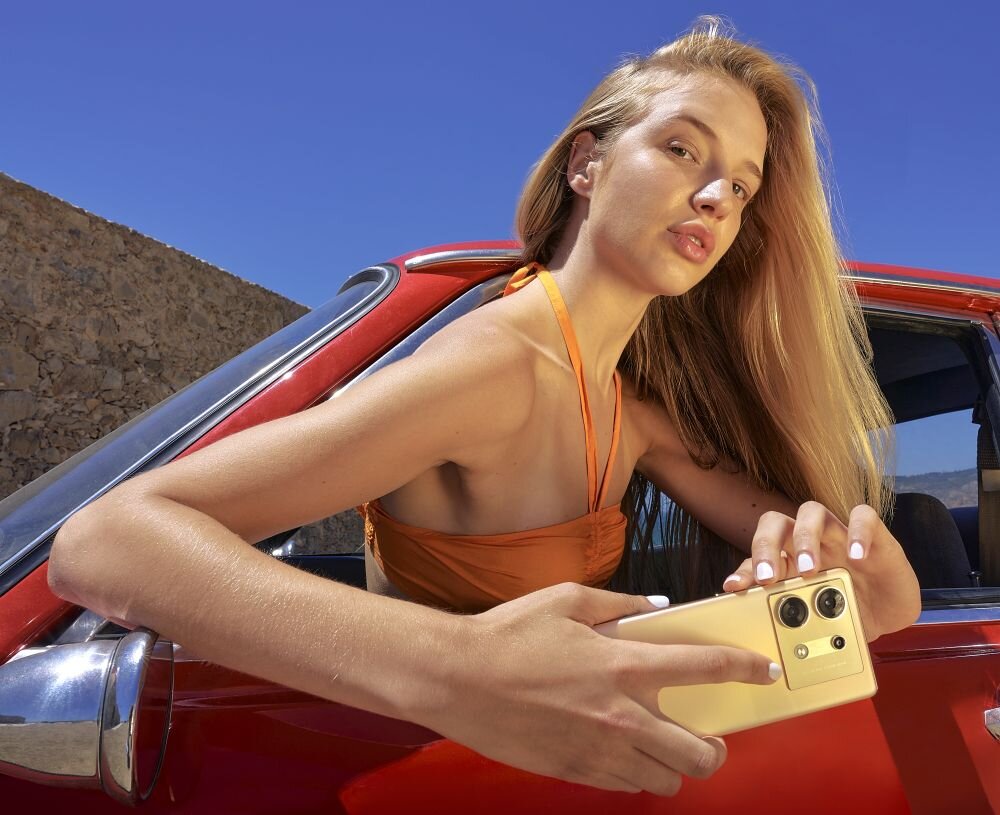 Smartfon INFINIX Zero 30 5G ekran bateria aparat procesor ram pamięć pojemność rozdzielczość zdjęcia filmy opis dane cechy blokady system łączność wifi bluetooth obudowa szkło odporność porty muzyka transfer sieć przekątna matryca waga czujniki oled amoled ips