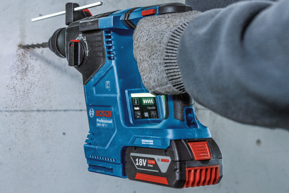 Młot udarowo-obrotowy BOSCH Professional GBH 187-LI 611923022 akumulator z serii GBA 18V lub Professional 18V pojemnosc 5,0 Ah silnik bezszczotkowy predkosc do 980 obr/min