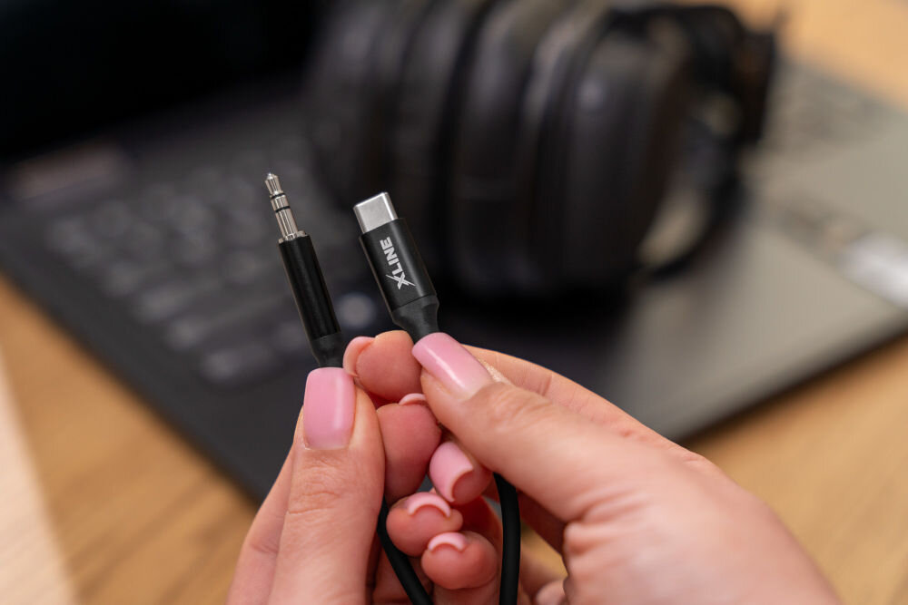 Kable USB Typ-C - Jack 3.5mm XLINE 1.5m Czarny DAC silikonowy oplot