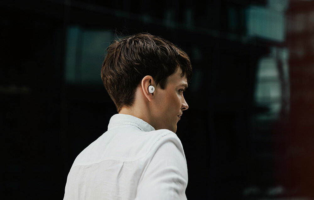 Słuchawki dokanałowe EDIFIER X3 Lite design komfort lekkość dźwięk jakość wrażenia słuchowe ergonomia lekkość sport aktywność podróże czas pracy działanie akumulator 