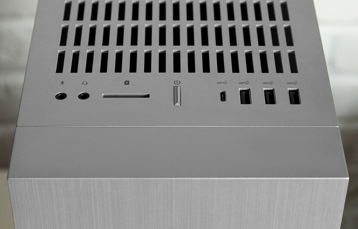 Komputer HP Envy TE02-0002NW i7-12700K 32GB RAM 1TB SSD 1TB HDD GeForce RTX3070 Windows 11 Home porty złącza podłączenie