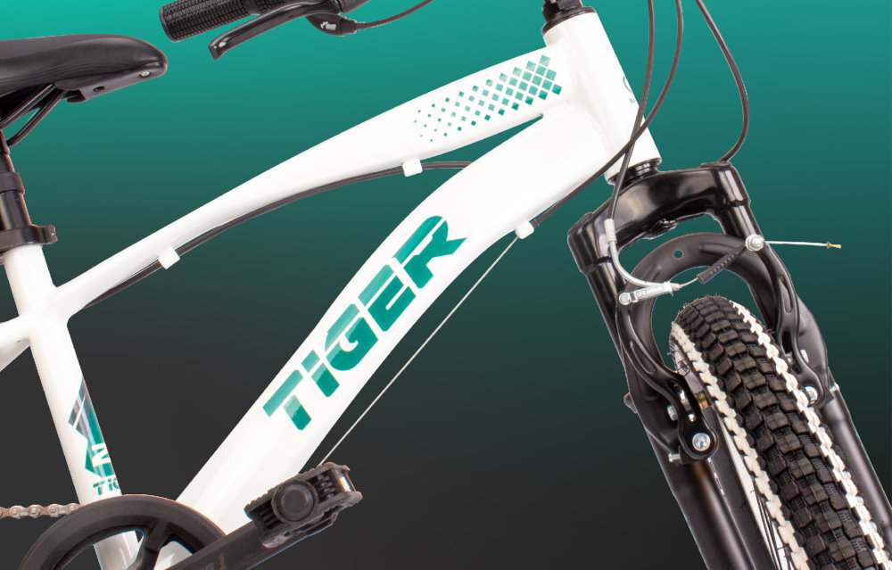Rower dziecięcy SUN BABY Tiger Bike 20 cali dla chłopca Biało-zielony odpowiednio wyselekcjonowane materialy rama stalowa 10,5-calowa dostosowana do najmlodszych geometria ulatwia wsiadanie i zsiadanie z roweru ponadprzecietna odpornosc na uszkodzenia mechaniczne i dzialanie czynnikow zewnetrznych dla dzieci o wzroscie o 135 do 165 cm wybor rozmiaru ramy wzrost Twojego dziecka mierzony w zrelaksowanej pozycji typ roweru