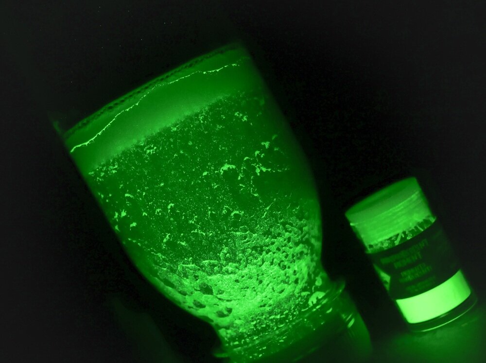 Zestaw kreatywny LISCIANI I-m a Genius Laboratorium ciemności 304-PL83879 eksperymentowanie, świecące w ciemności, poznawanie różnych zagadnień, chemia, fizyka