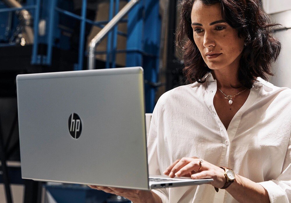 Laptop HP ProBook 450 G9 15.6 IPS i5-1235U 16GB RAM 512GB SSD Windows 11 Professional opis