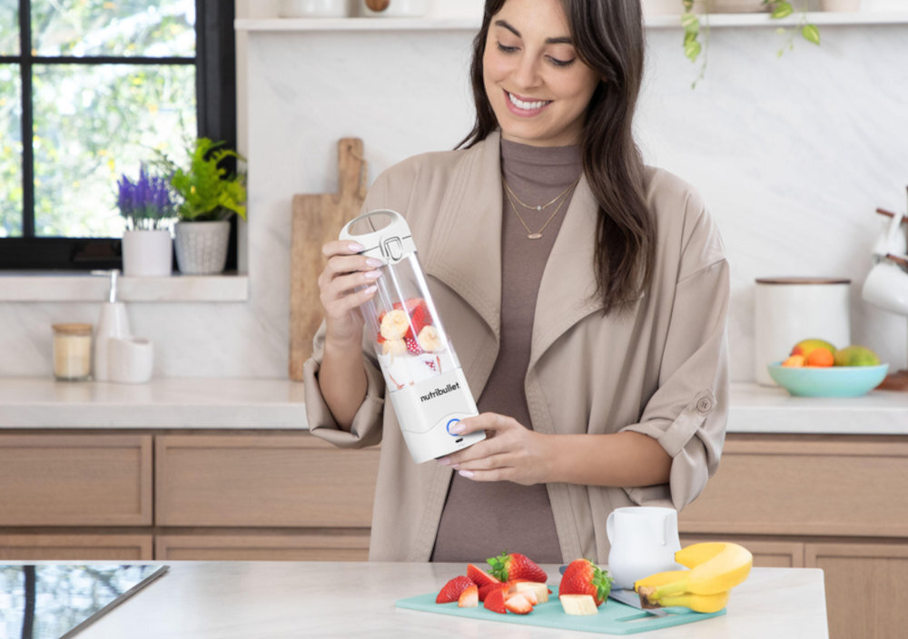 Blender personalny NUTRIBULLET NBP003NBL Bezprzewodowy 6-strefowe ostrze wykonanie stal nierdzewna