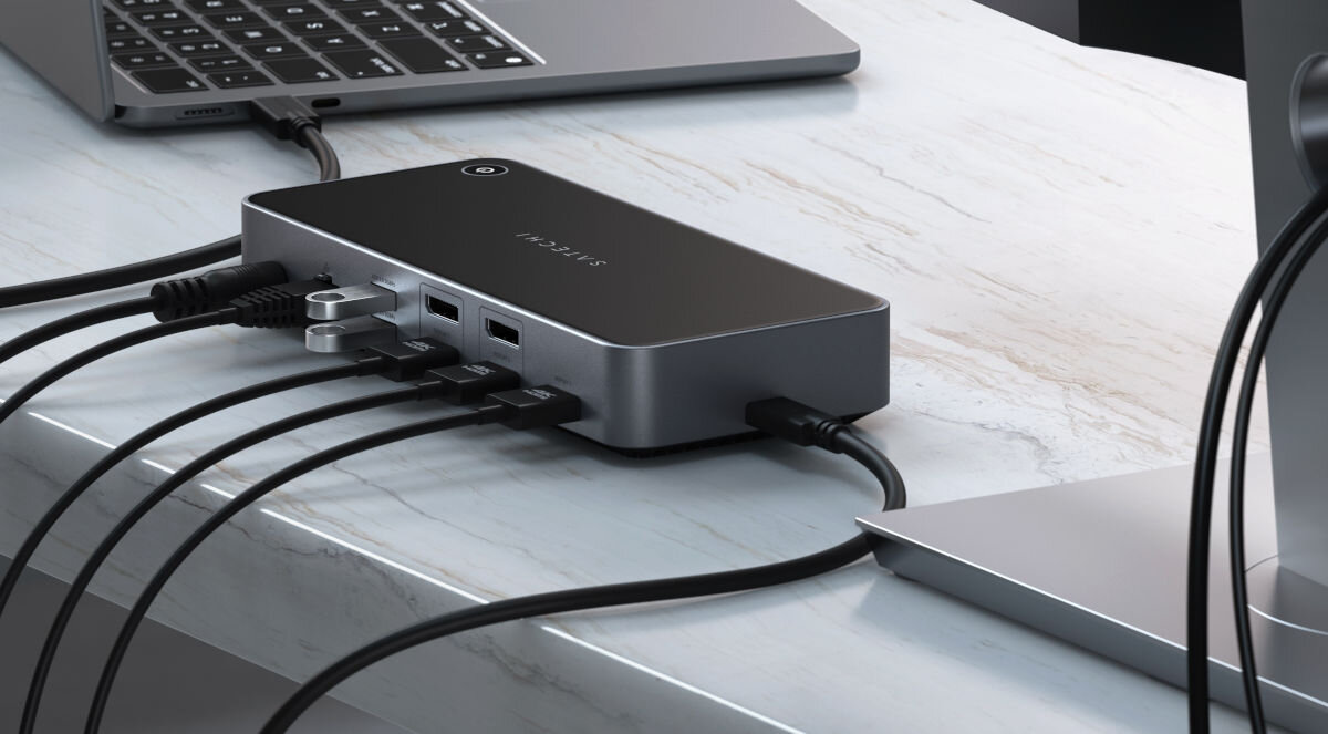 Hub SATECHI ST-D4KTM-EU Czarno-srebrny Ethernet 1 Gigabit 3x USB-A 3.0 5 Gb/s USB-A 3.1 Gen 2 USB-C 3.1 Gen 2 10 Gb/s 7,5 W ładowanie przelotowe pass-through do 100 W