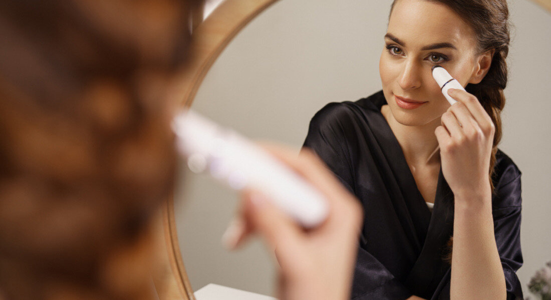 Masażer do oczu ETA Fenite 335390000 Relaks i regeneracja dla oczu zmęczenie i napięcie skuteczny masaż poprawia mikrokrążenie redukuje oznaki zmęczenia ulga i odprężenie 7 trybów masażu dostosowanie intensywność rodzaj terapia potrzeby Delikatne wibracje stymulują skórę terapia ciepłem komfort użytkowania